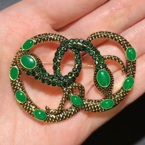 Anthropologie Jewelry - Serpenti Green Elegant Gold Brooch